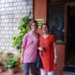 Visiting Veena at her house once more before I left.... so sad to leave after meeting such nice folks.